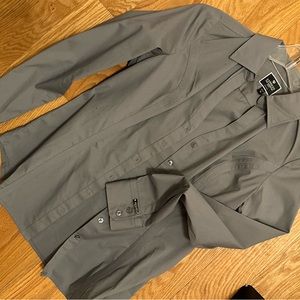 Women's Express the essential shirt - size XS